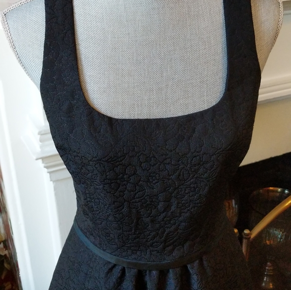 Context dress - Picture 2 of 6